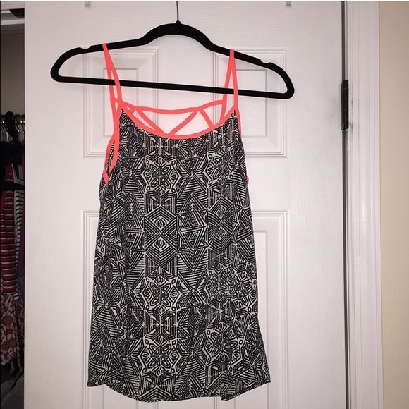 Patterned Tank Top - Picture 1 of 1